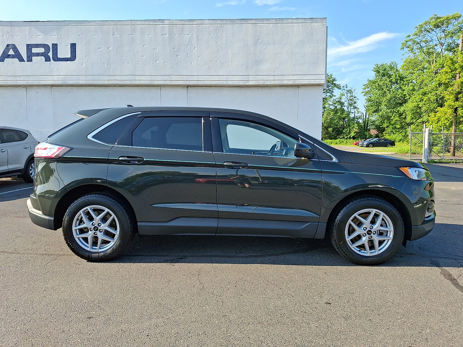 Certified 2023 Ford Edge SEL w/ Convenience Package AWD/4WD image 7