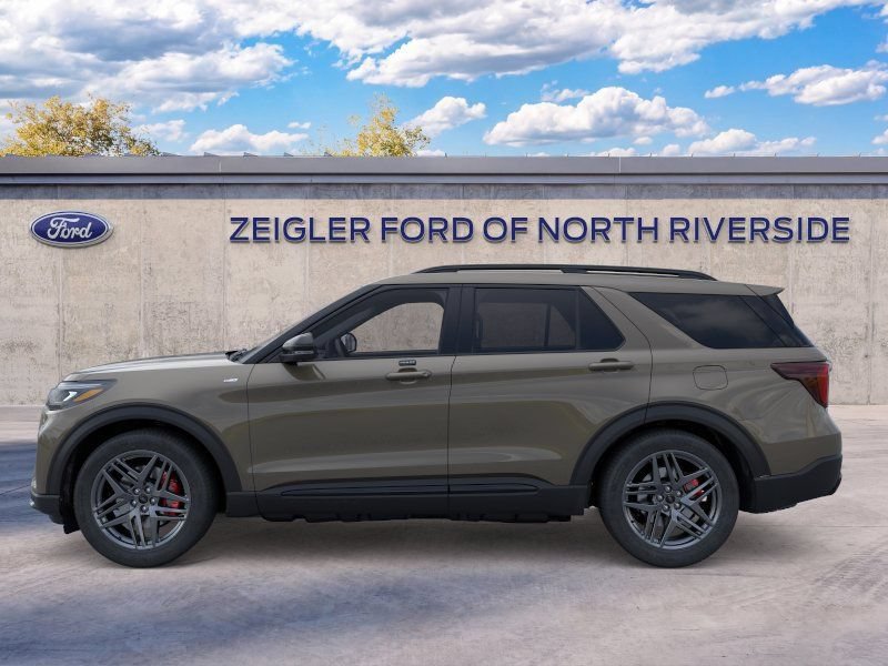 New 2026 Ford Explorer ST-Line w/ ST-Line Street Pack AWD/4WD image 3