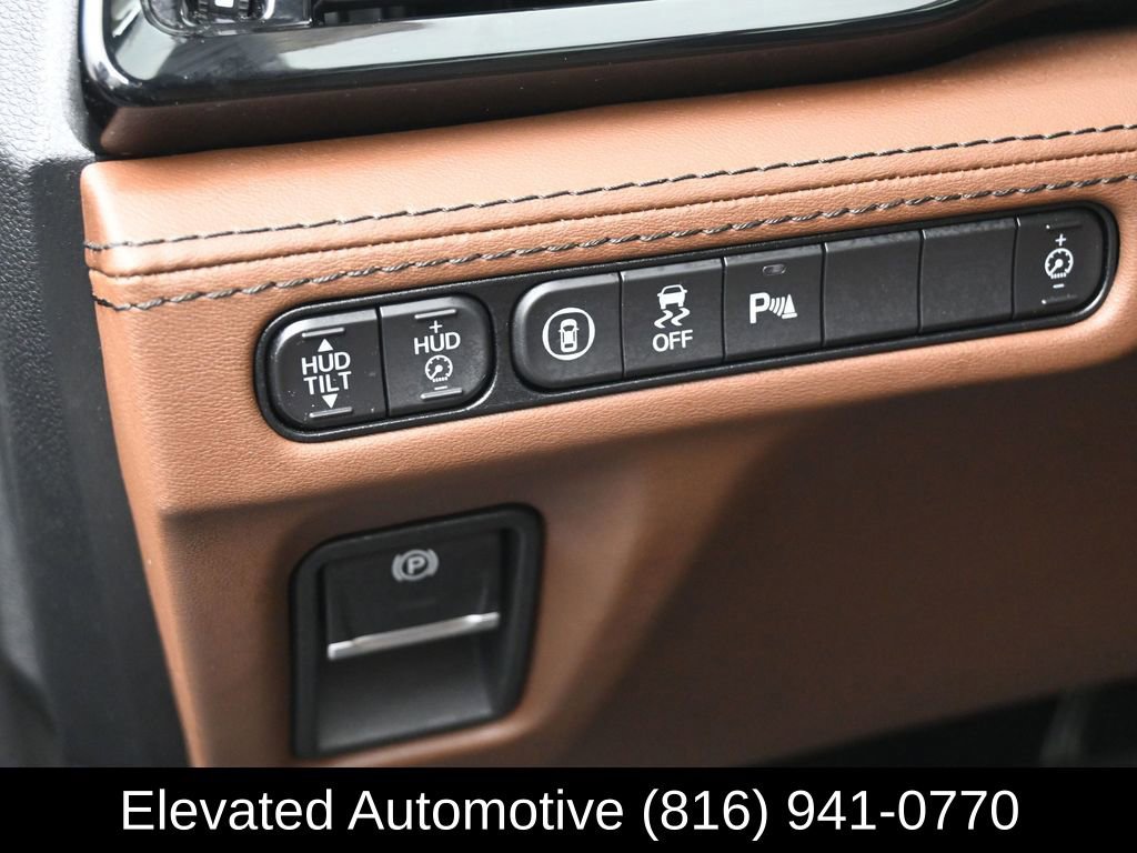 Used 2023 Acura MDX SH-AWD w/ Advance Package image 15