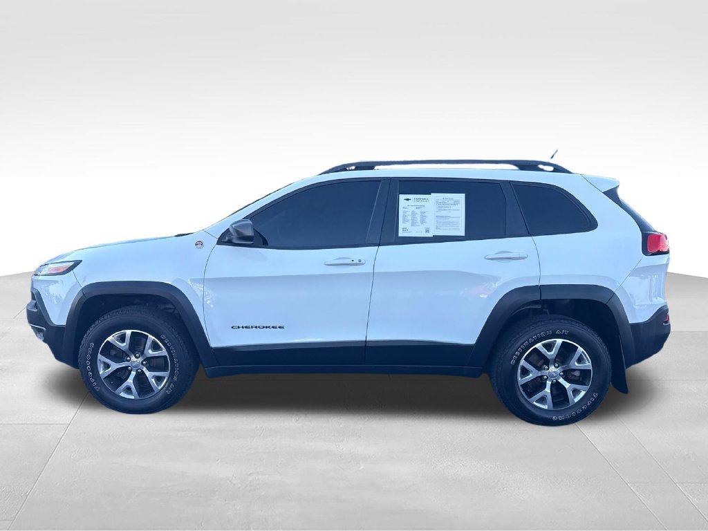 Used 2015 Jeep Cherokee Trailhawk w/ Comfort/Convenience Group AWD/4WD image 2