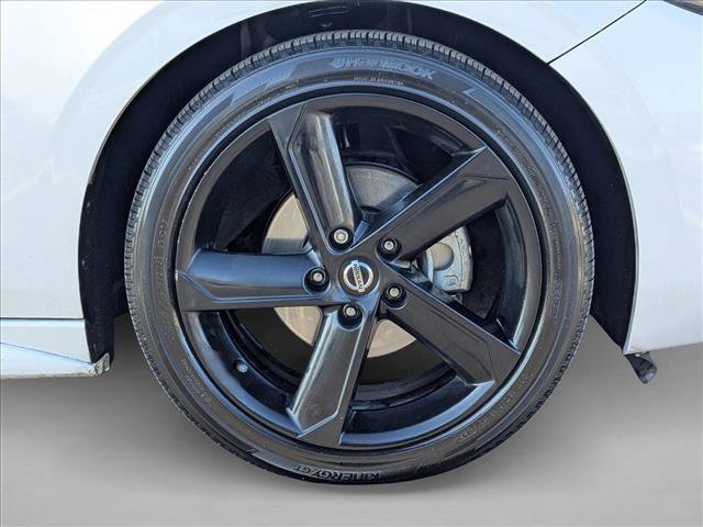 Used 2023 Nissan Sentra SR w/ Trunk Package image 24