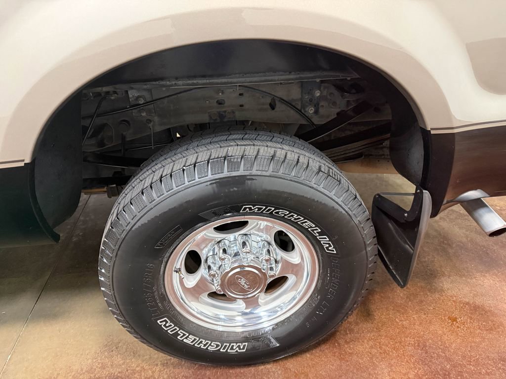 Used 2002 Ford F250 Lariat AWD/4WD image 96