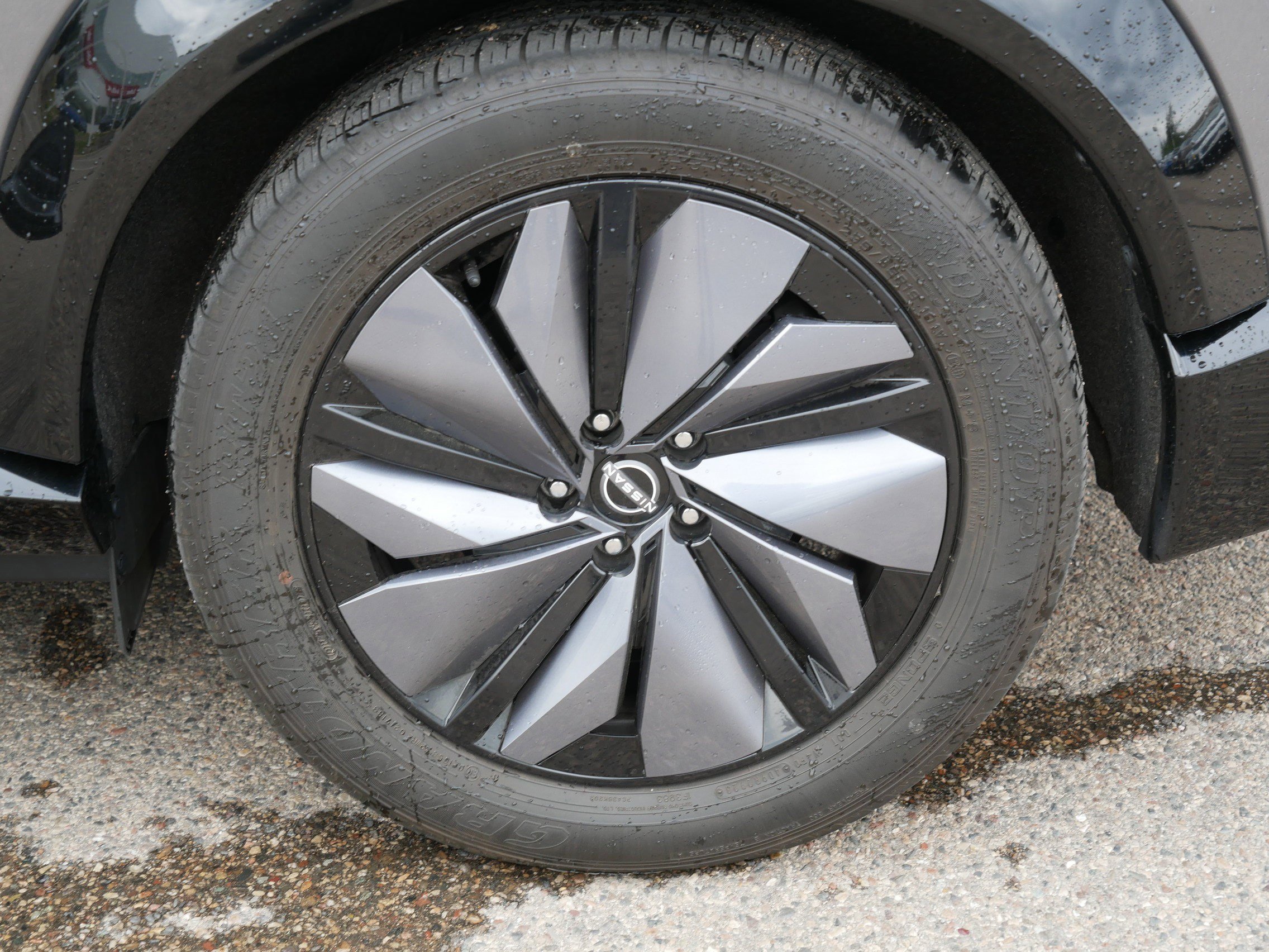 Certified 2023 Nissan Ariya AWD/4WD image 15