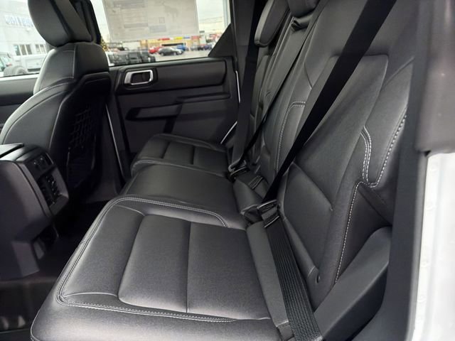 New 2025 Ford Bronco Badlands image 13