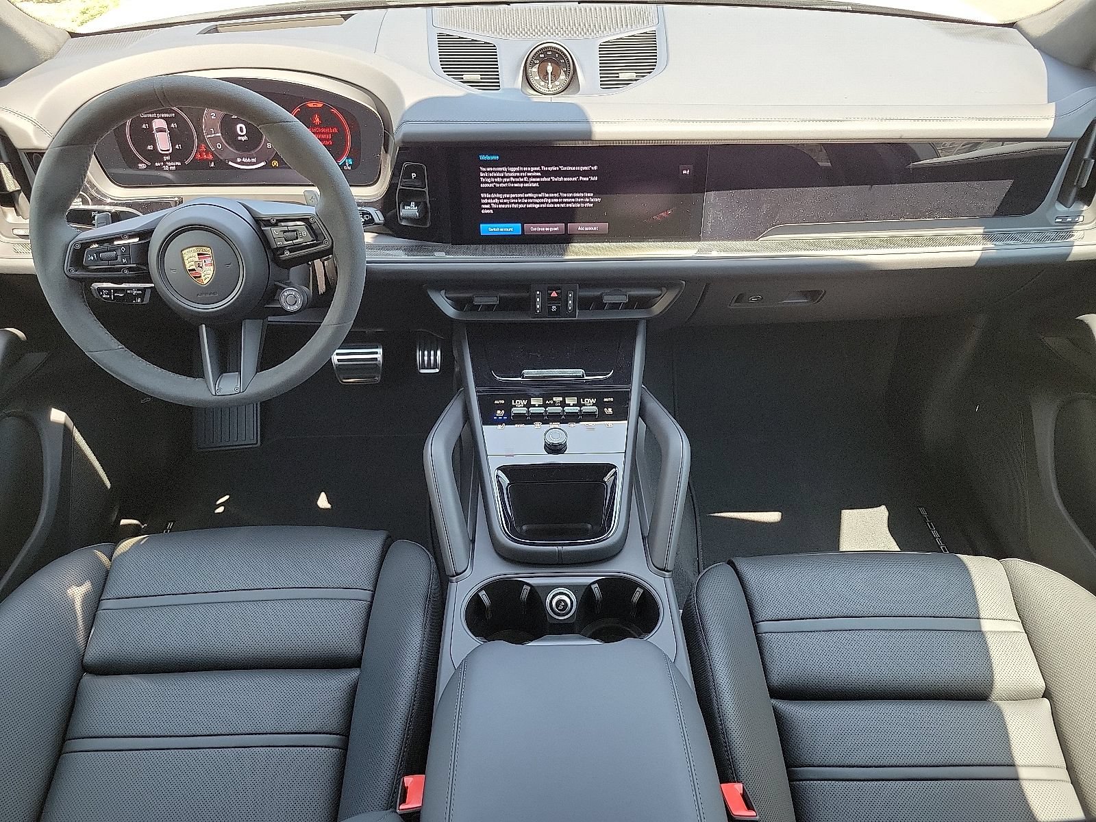 New 2025 Porsche Cayenne GTS AWD/4WD image 12