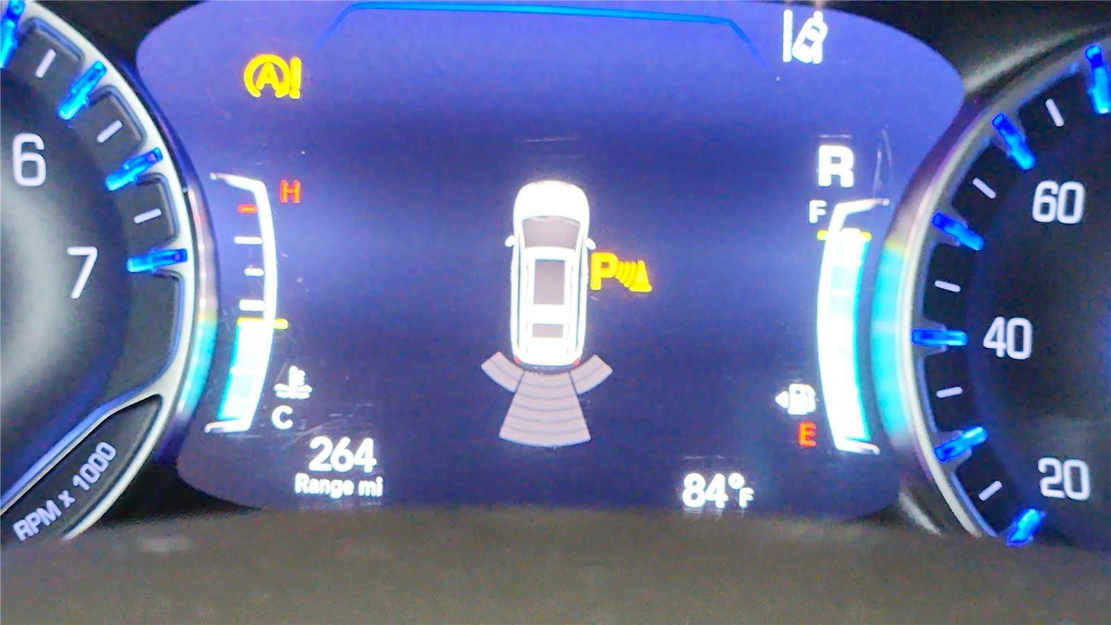 Used 2021 Chrysler Pacifica Touring-L w/ Uconnect Theater Family Group FWD image 31