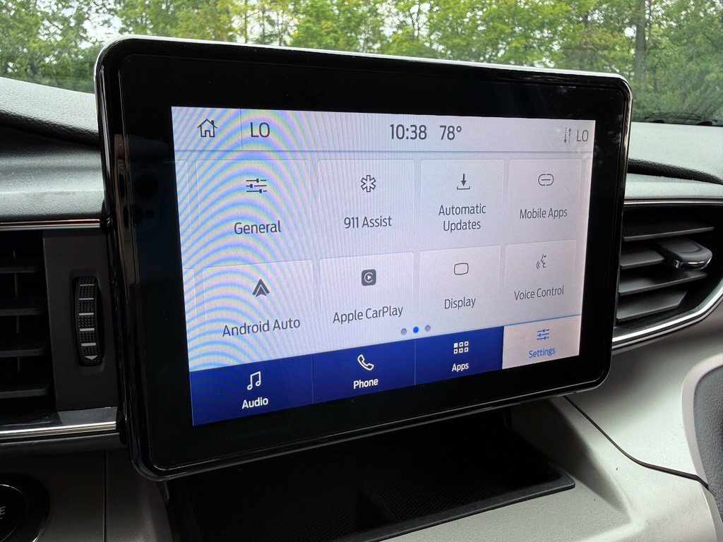 Used 2023 Ford Explorer XLT w/ Equipment Group 202A AWD/4WD image 6