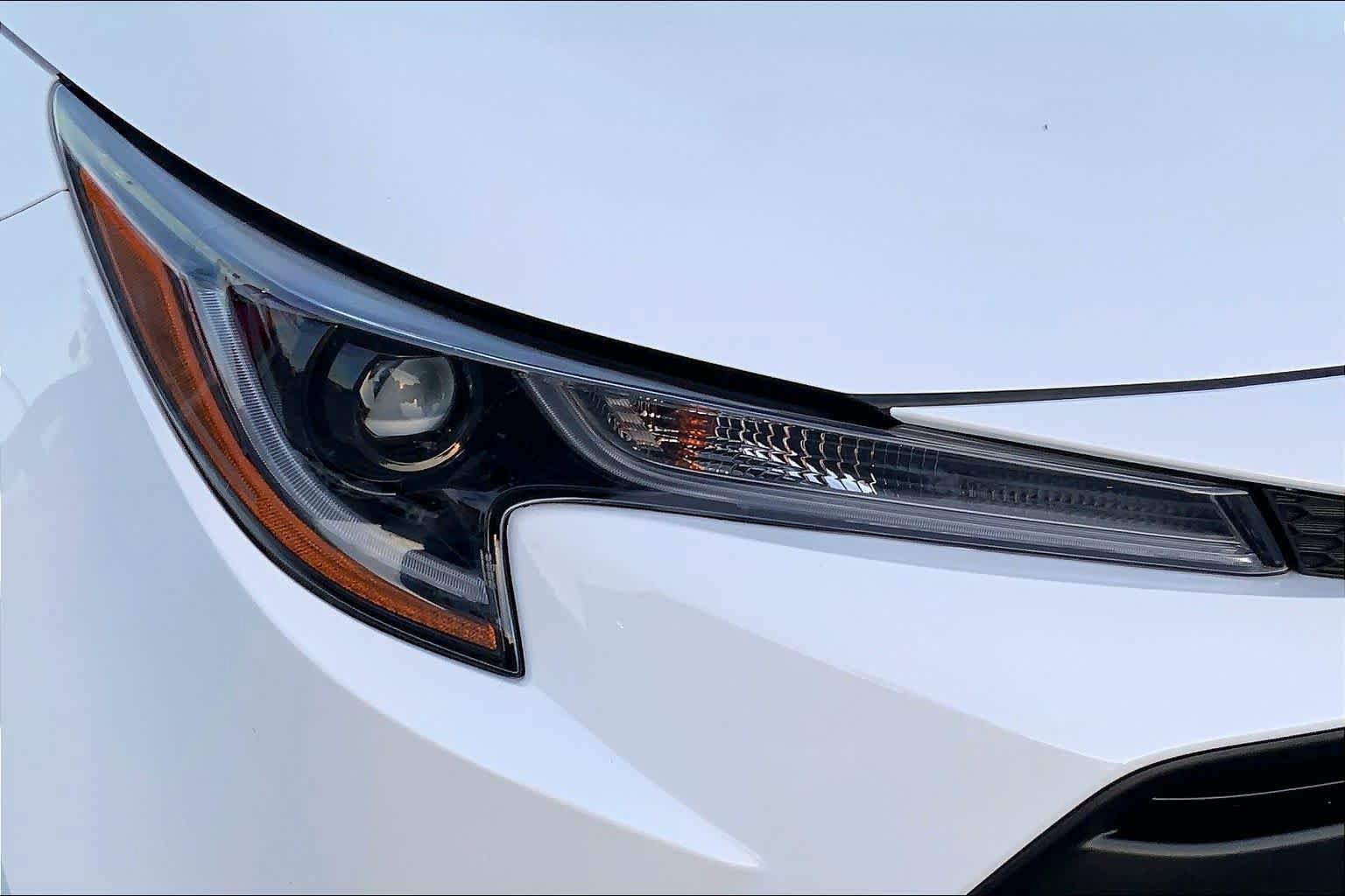 Used 2026 Toyota Corolla LE FWD image 23
