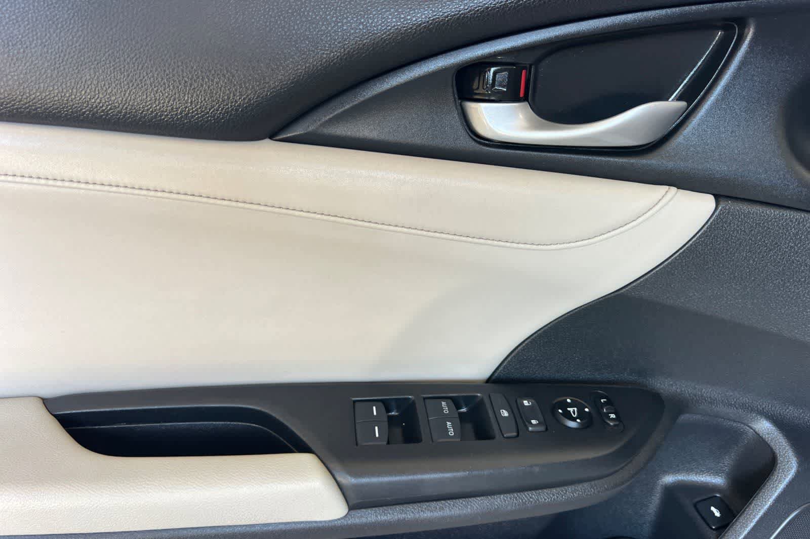 Used 2022 Honda Insight Touring image 15