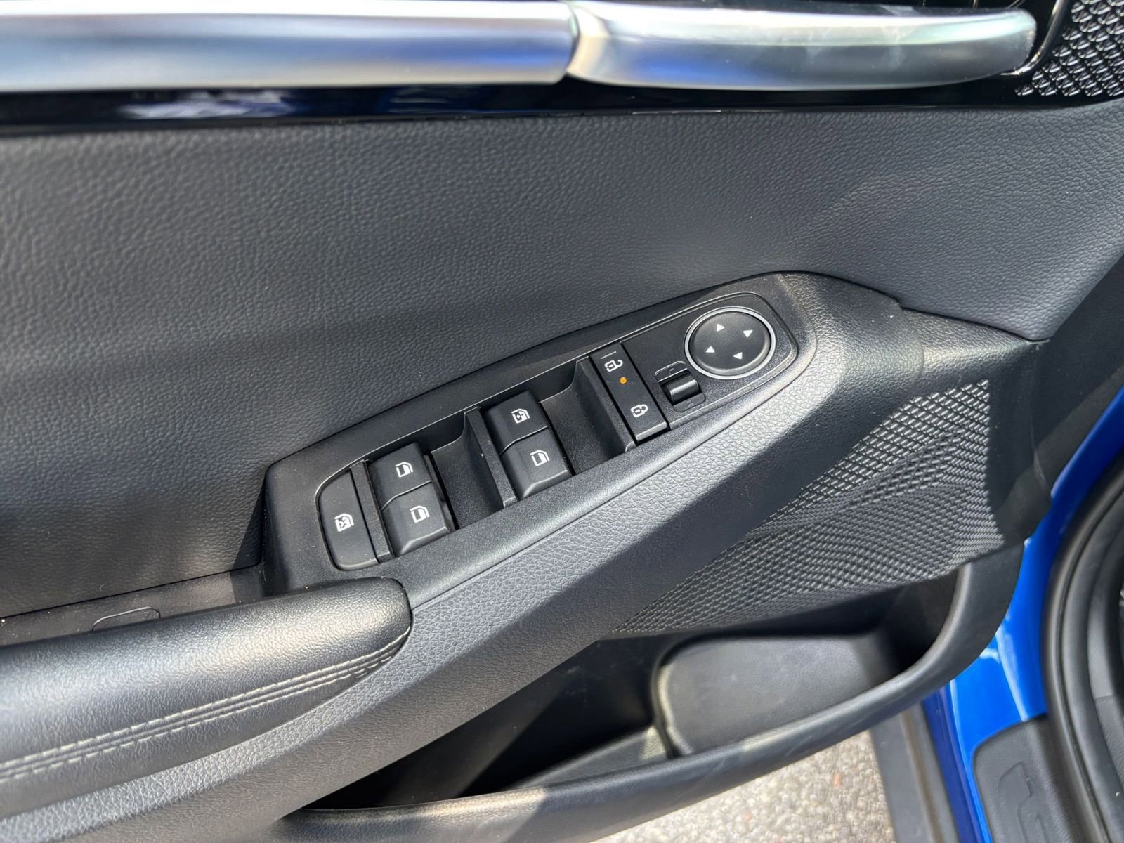 Used 2025 Kia Seltos S FWD image 18