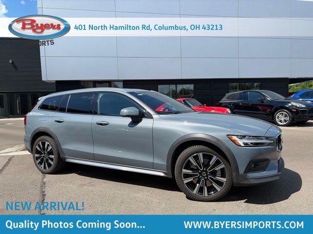 Used 2023 Volvo V60 B5 Cross Country Ultimate
