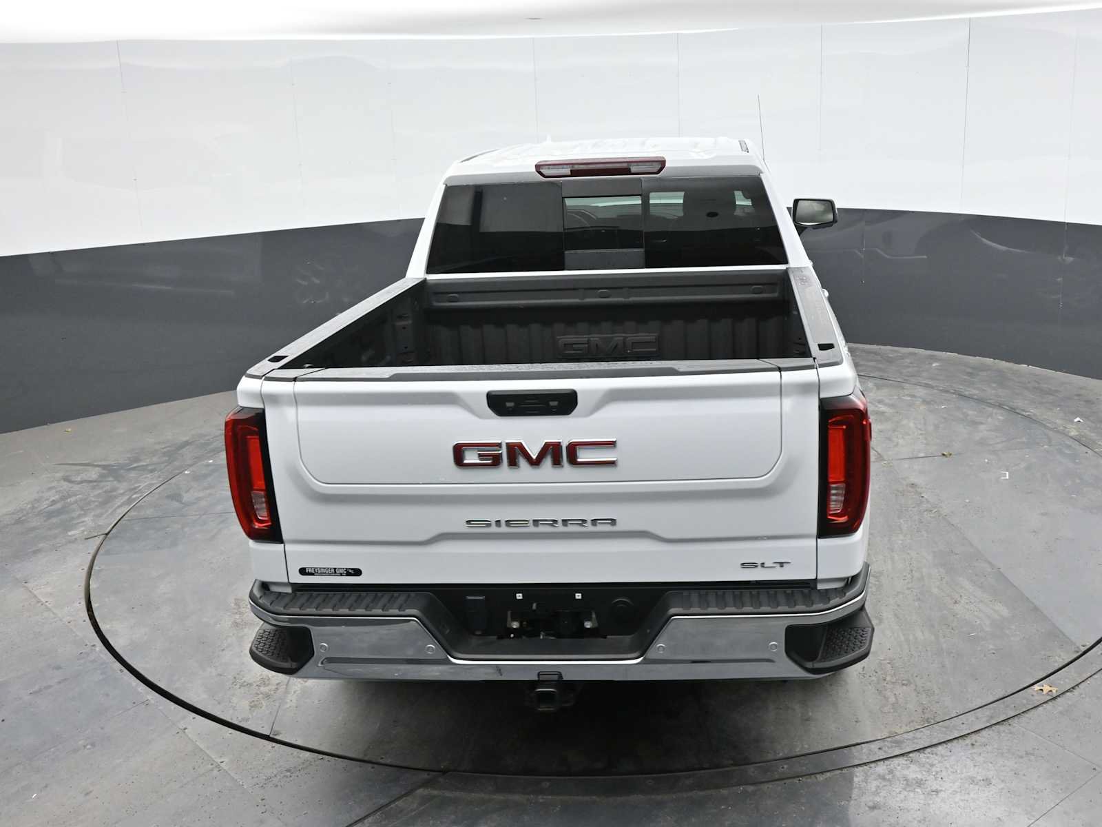 Used 2024 GMC Sierra 1500 SLT w/ SLT Premium Plus Package AWD/4WD image 37