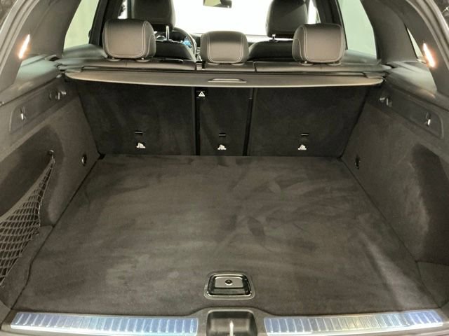 Used 2021 Mercedes-Benz GLC 300 4MATIC image 17