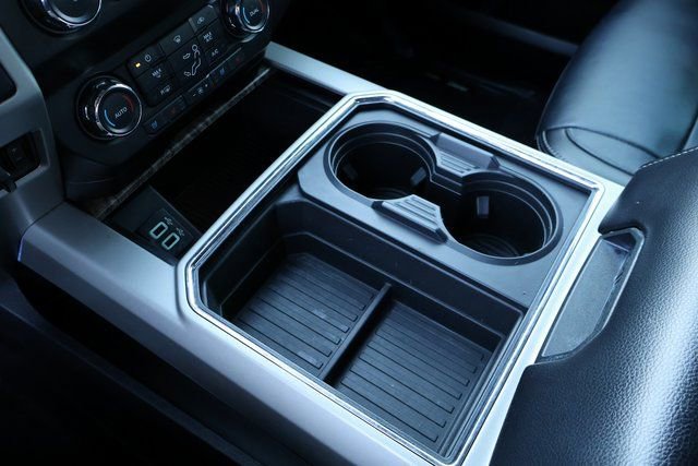 Used 2019 Ford F250 Lariat w/ Chrome Package image 35