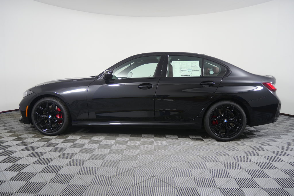 New 2026 BMW 330i Sedan w/ M Sport Package RWD image 7