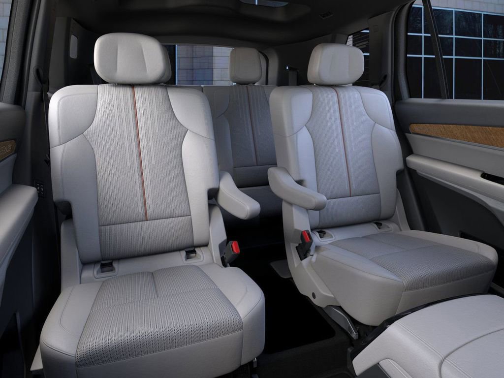 New 2026 Cadillac Vistiq Sport image 17