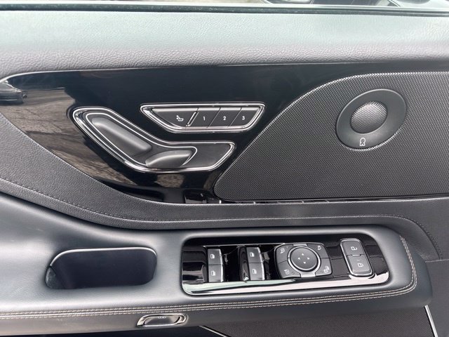 New 2026 Lincoln Aviator Reserve AWD/4WD image 14