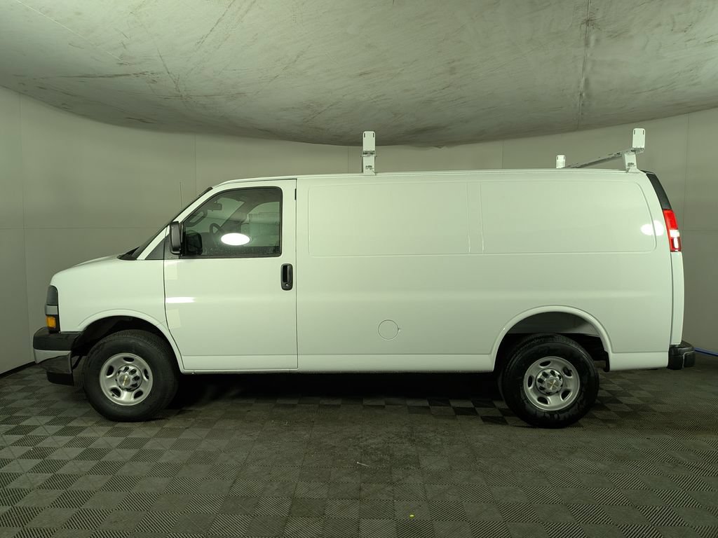 New 2026 Chevrolet Express 2500 w/ Driver Convenience Package RWD image 8
