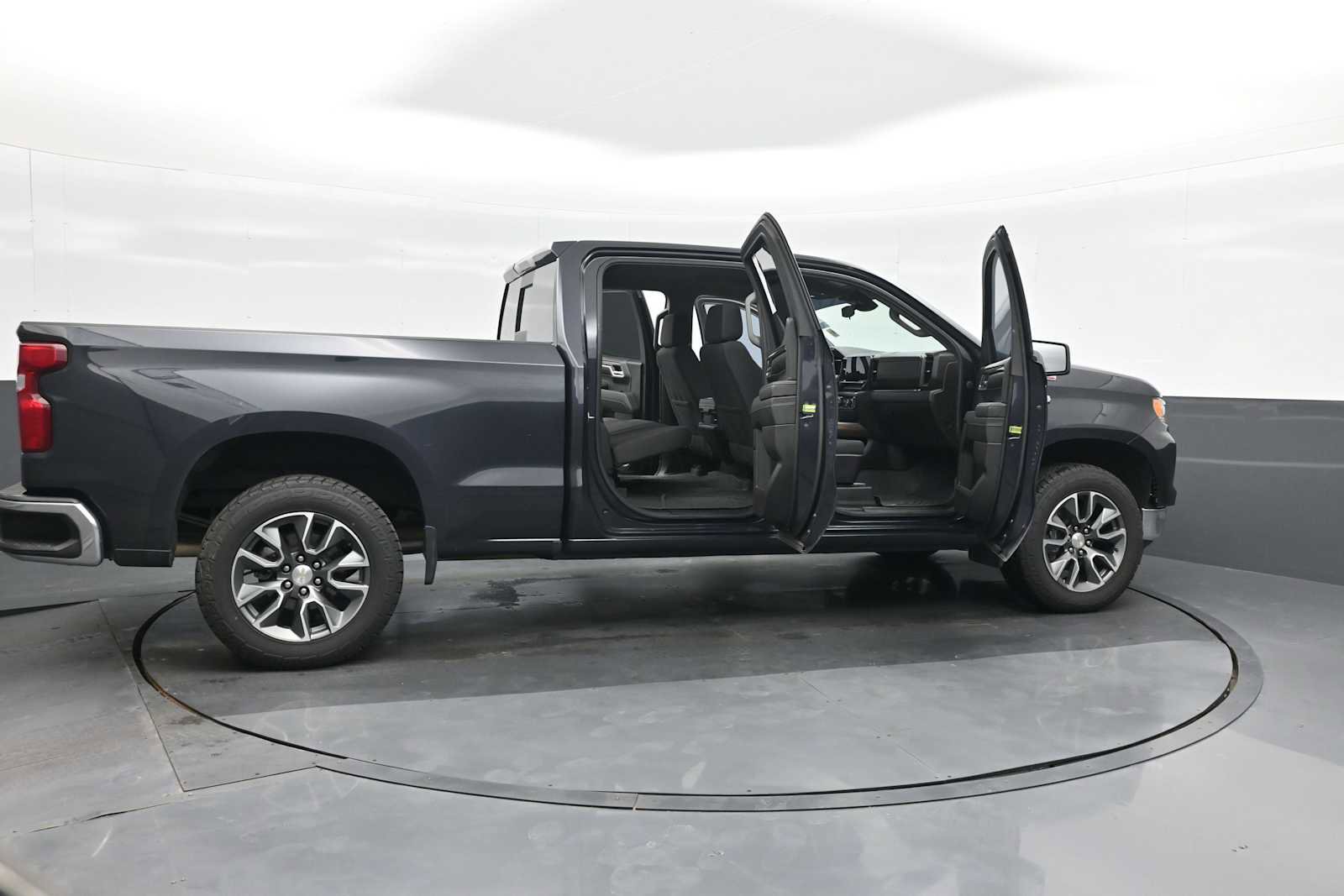 Used 2024 Chevrolet Silverado 1500 LT w/ Texas Edition Plus image 39