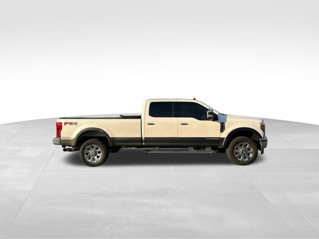 Used 2019 Ford F250 Lariat w/ Chrome Package image 6