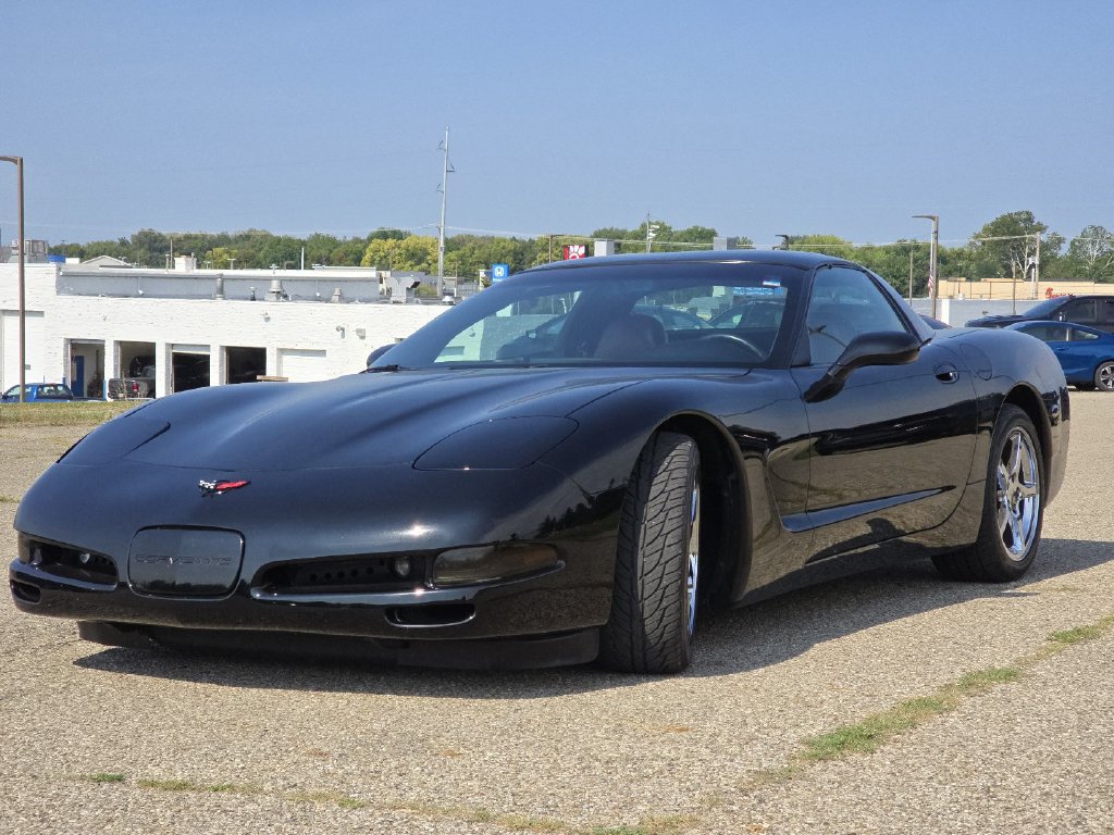 Used 1999 Chevrolet Corvette Coupe w/ Roof Pkg RWD image 15