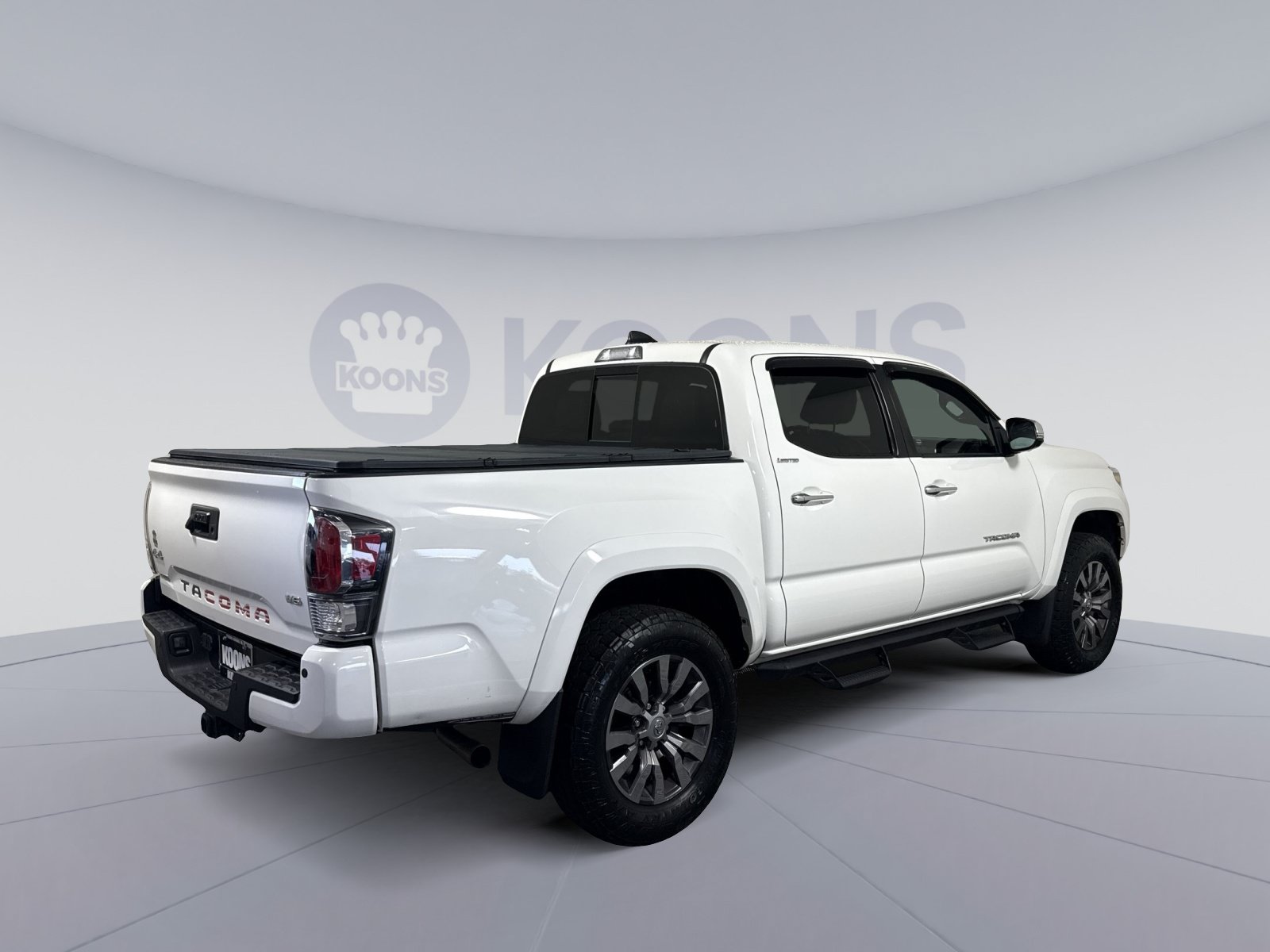 Used 2021 Toyota Tacoma Limited AWD/4WD image 7