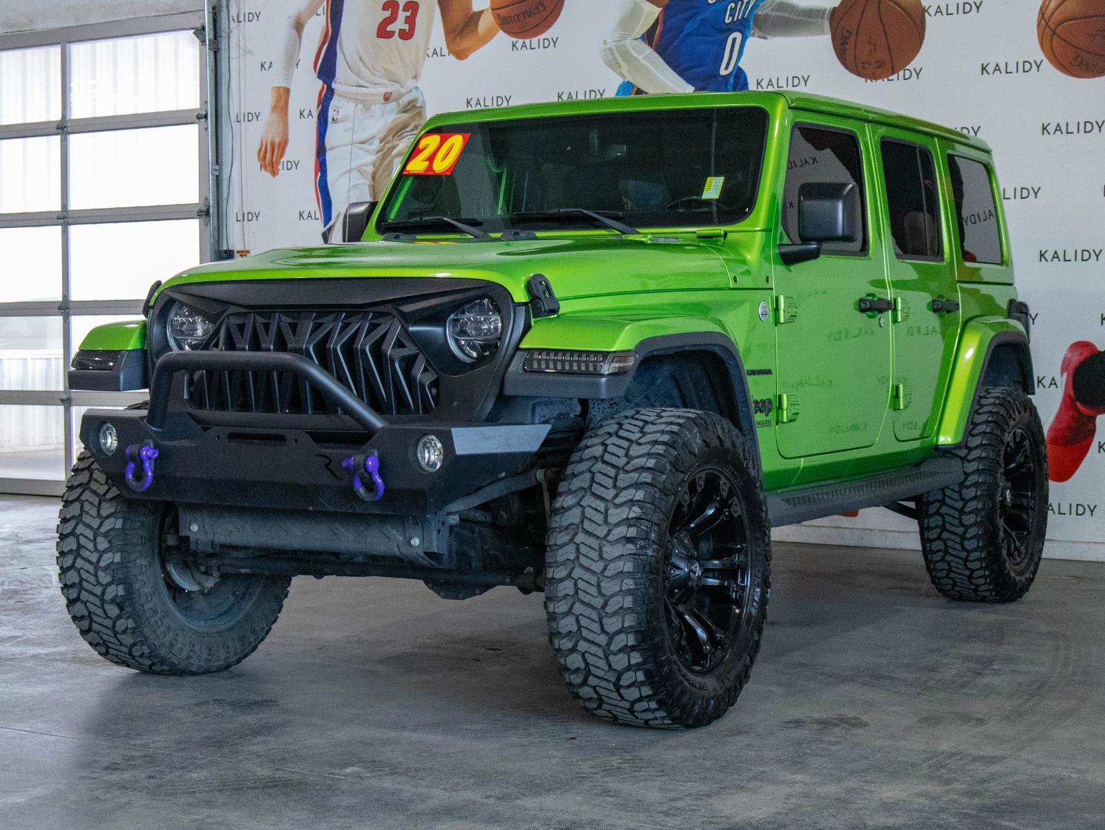 Used 2020 Jeep Wrangler Unlimited Sahara w/ Uconnect 4C Nav & Sound Group image 4