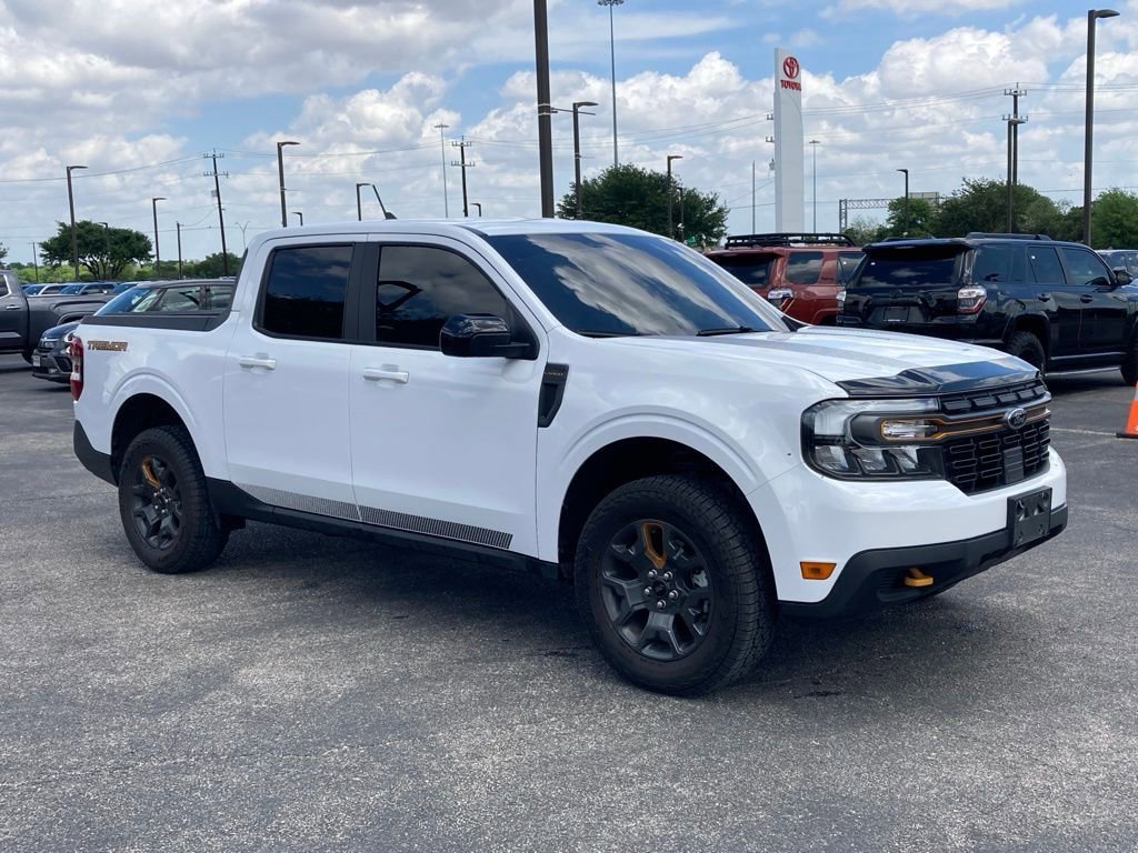 Used 2024 Ford Maverick Tremor w/ Tremor Off-Road Package AWD/4WD image 3