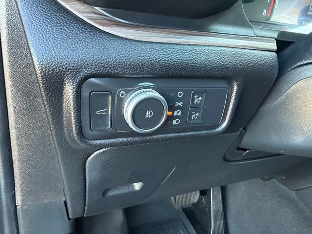 Used 2022 Ford Explorer Limited w/ Equipment Group 301A AWD/4WD image 32