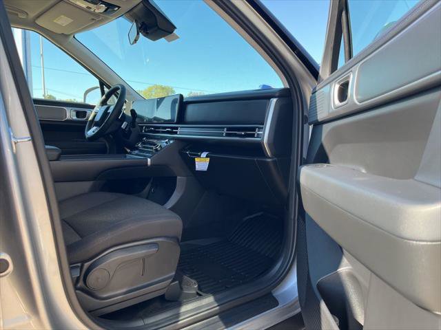 New 2026 Hyundai Santa Fe SE image 18