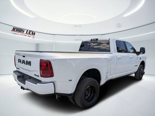 New 2026 RAM 3500 Laramie AWD/4WD image 3