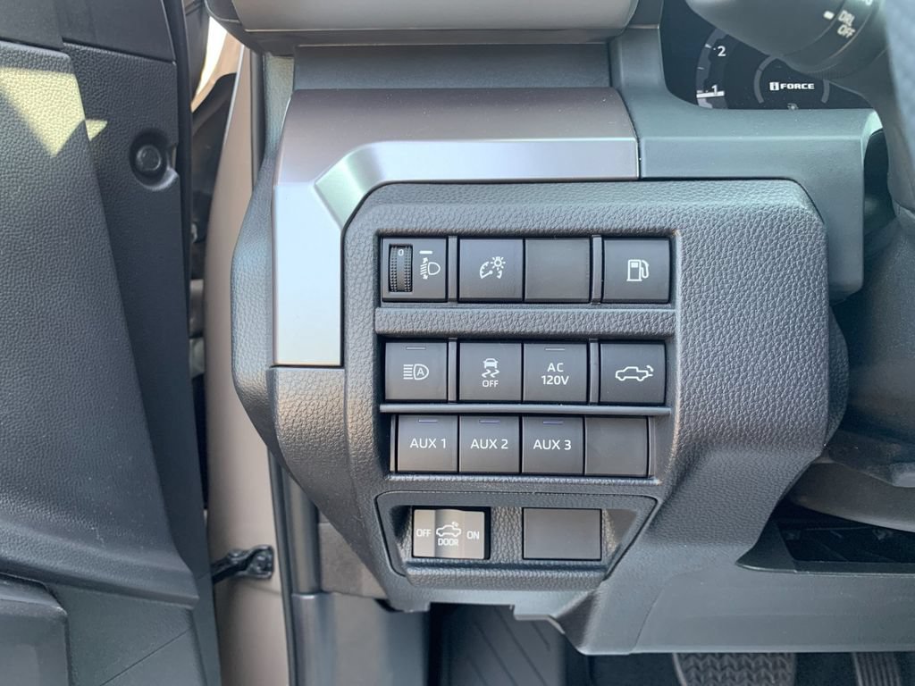 New 2026 Toyota Tacoma TRD Off-Road AWD/4WD image 29