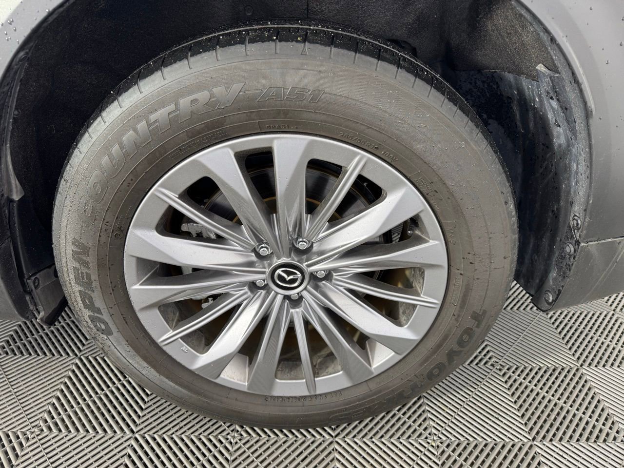 Used 2024 MAZDA CX-90 Plug-In Hybrid w/ Preferred AWD/4WD image 14