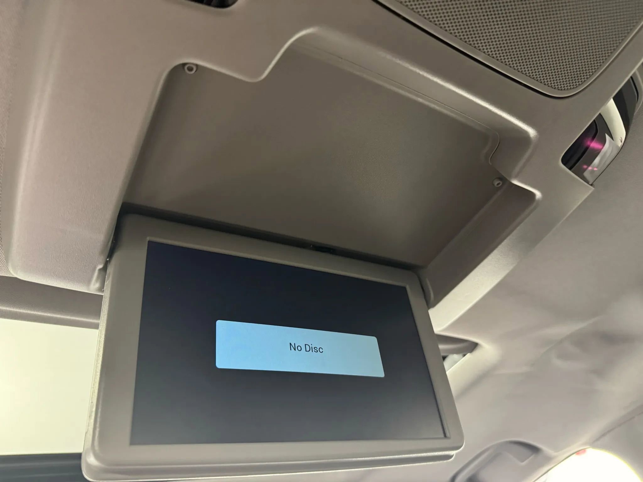 Used 2024 Honda Odyssey Elite image 40