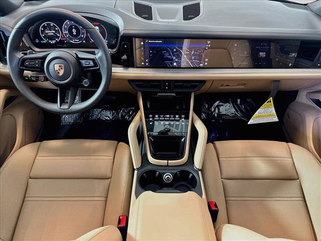 Used 2026 Porsche Cayenne AWD/4WD image 20