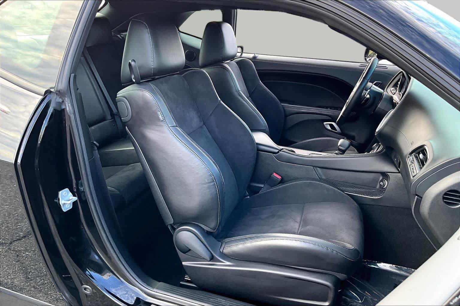 Used 2023 Dodge Challenger R/T w/ Plus Package RWD image 9