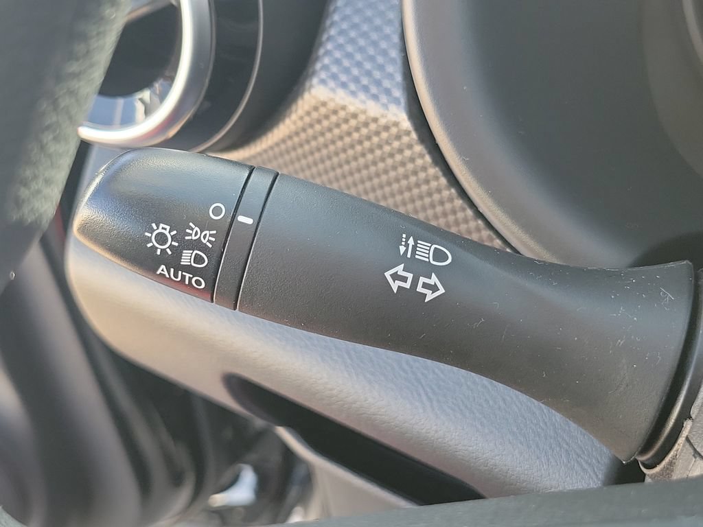Used 2024 Nissan Kicks SV FWD image 14