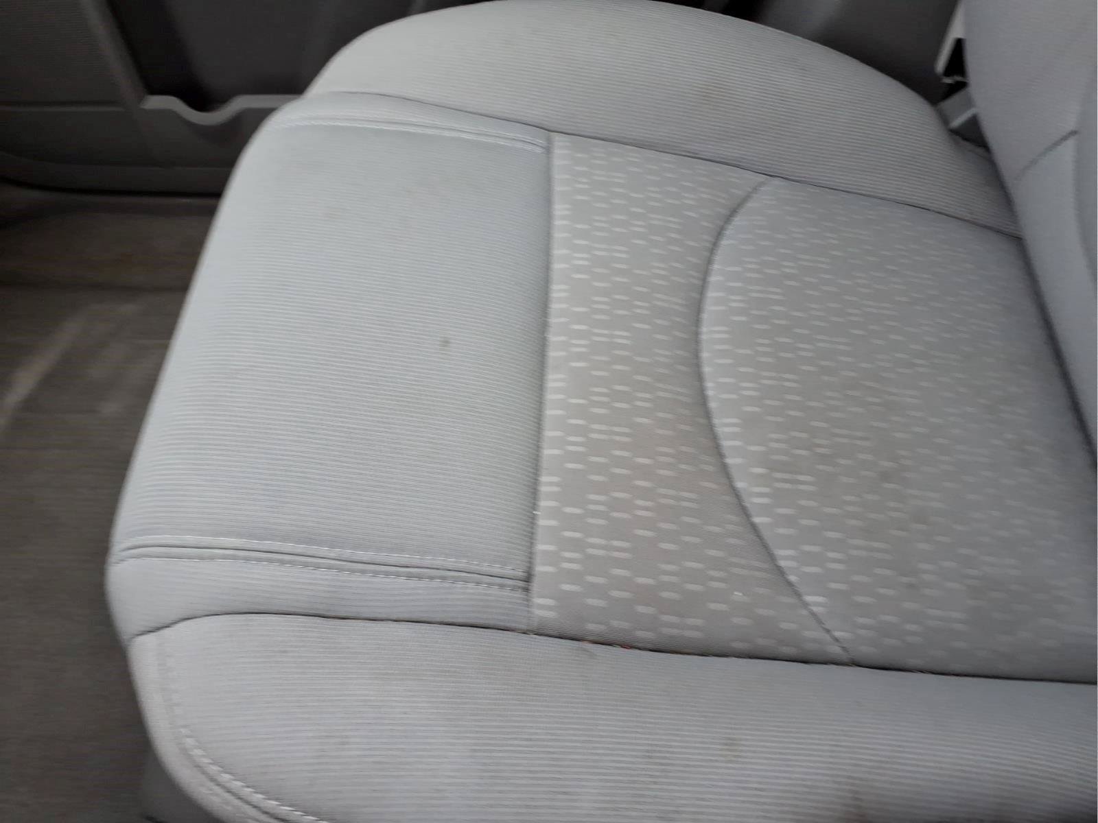 Used 2016 GMC Acadia SLE FWD image 26
