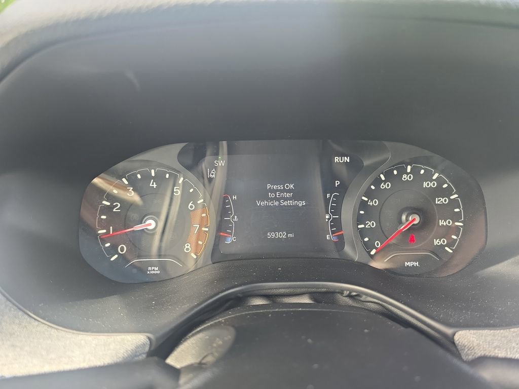 Used 2024 Jeep Compass Latitude AWD/4WD image 14