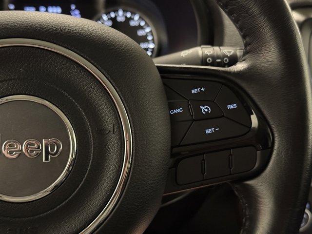 Used 2019 Jeep Renegade Altitude w/ Quick Order Package 2XM FWD image 19