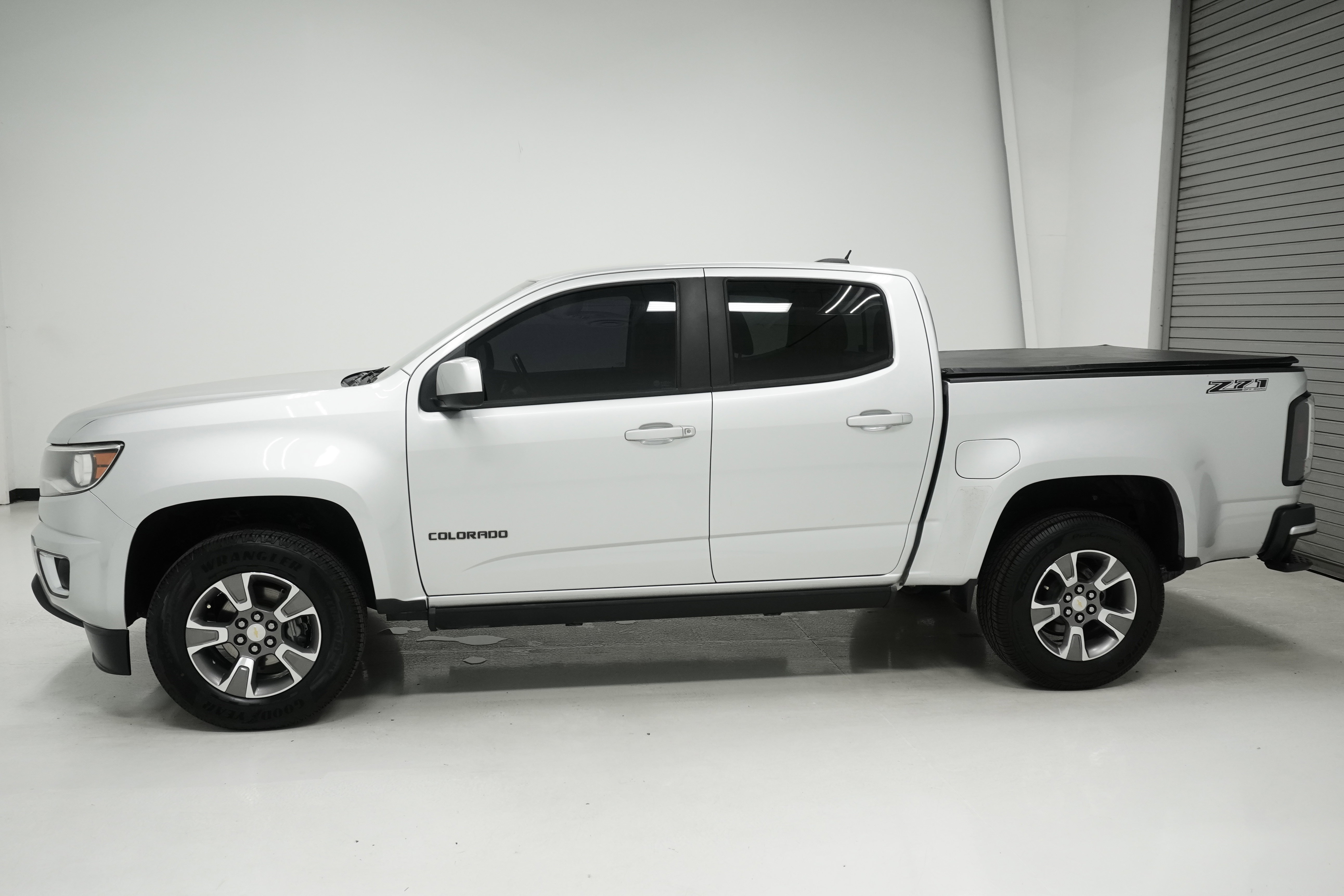 Used 2018 Chevrolet Colorado Z71 RWD image 6