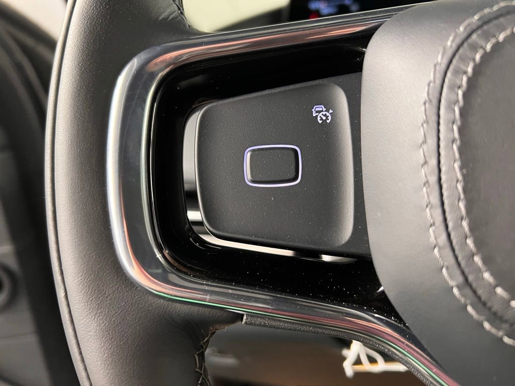 Used 2025 Lincoln Navigator Reserve w/ Jet Appearance Package image 21