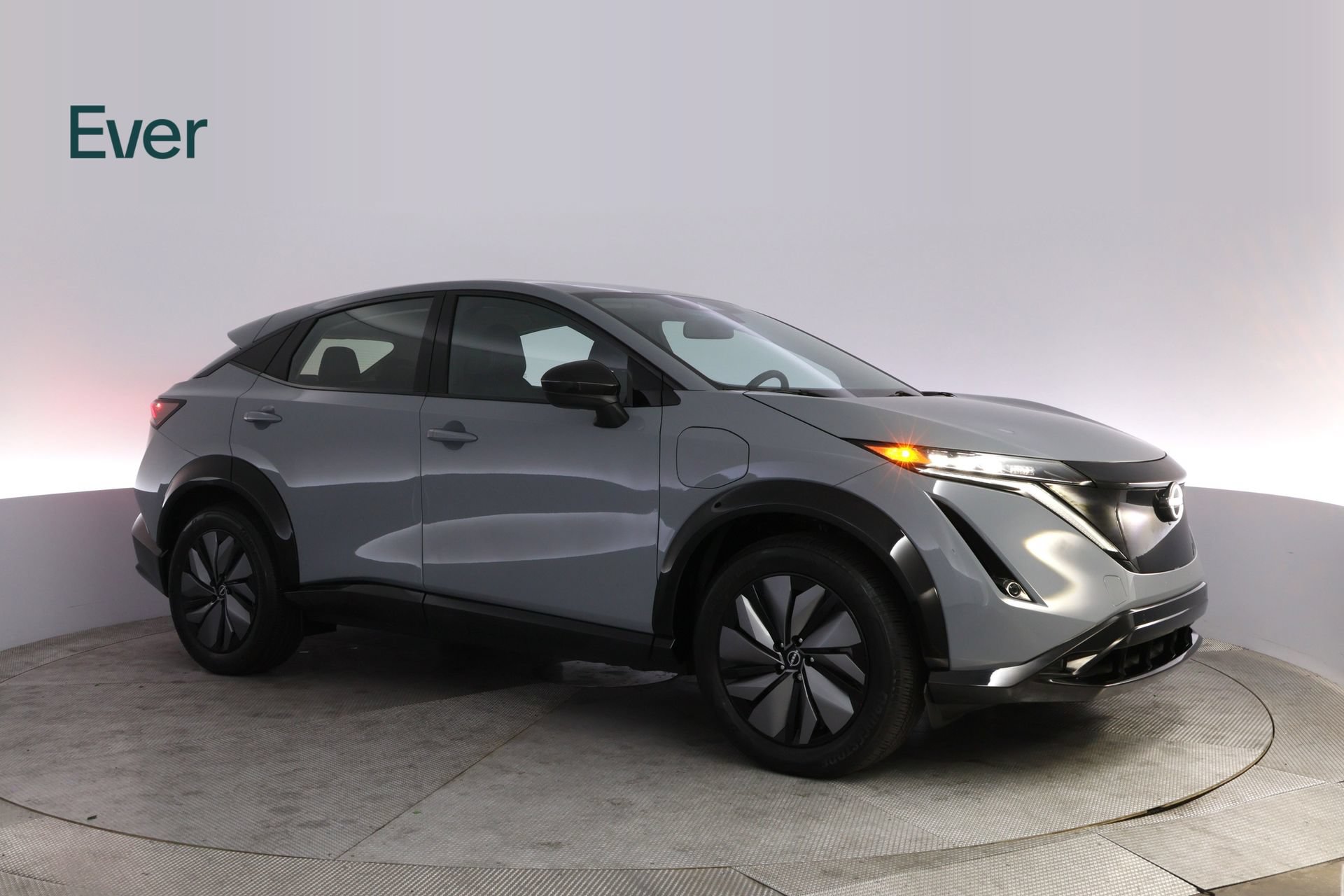 Used 2024 Nissan Ariya AWD image 14