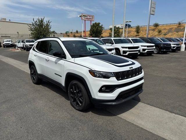 New 2026 Jeep Compass Latitude AWD/4WD image 7