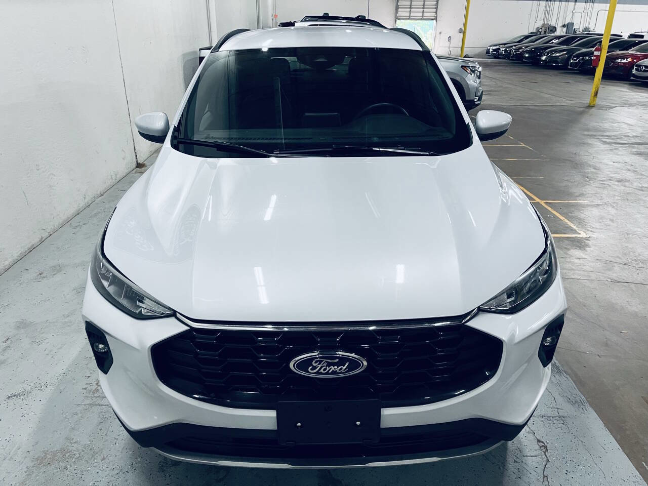 Used 2025 Ford Escape ST-Line Select AWD/4WD image 13