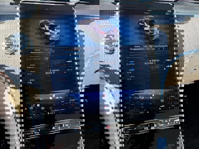 New 2025 Mercedes-Benz C 300 Sedan image 27