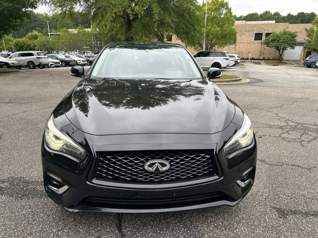 Used 2018 INFINITI Q50 Luxe w/ Essential Package (3.0T Luxe) AWD/4WD image 2