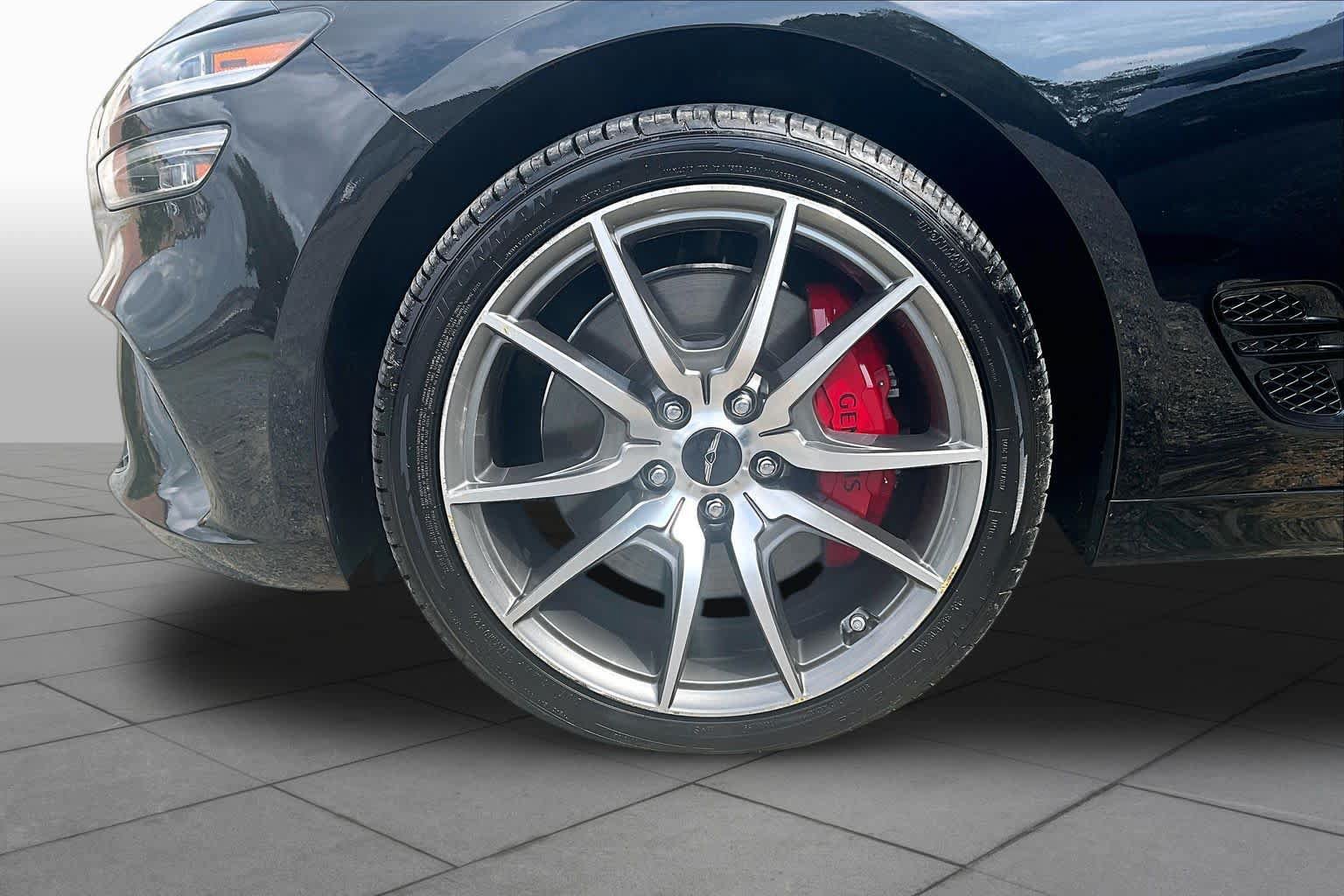 Used 2025 Genesis G70 2.5T AWD/4WD image 11