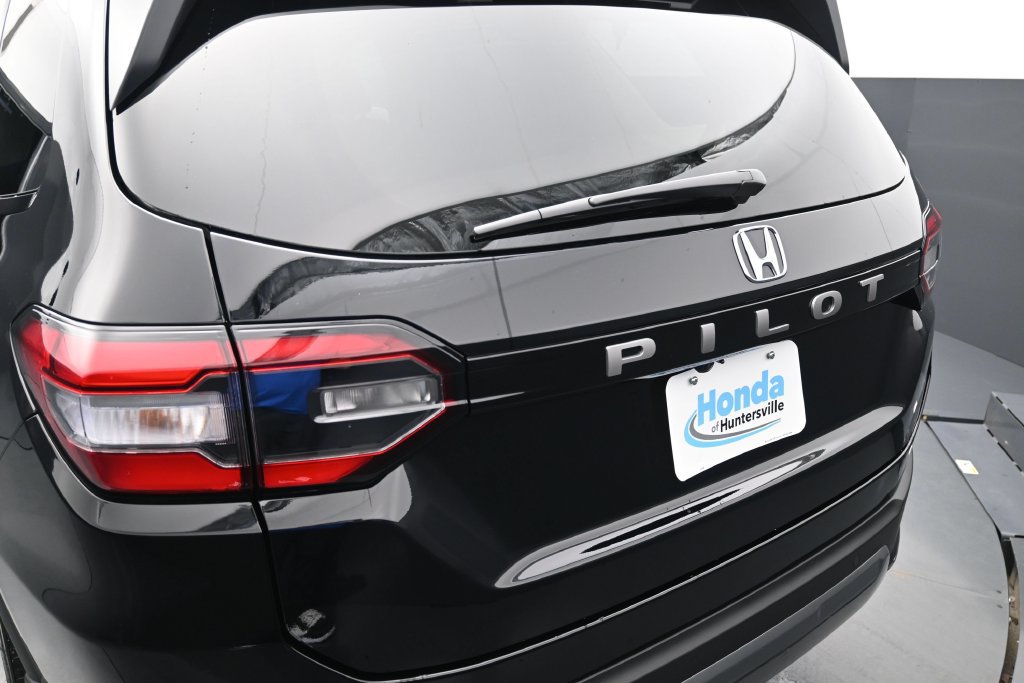 Used 2026 Honda Pilot EX-L image 16