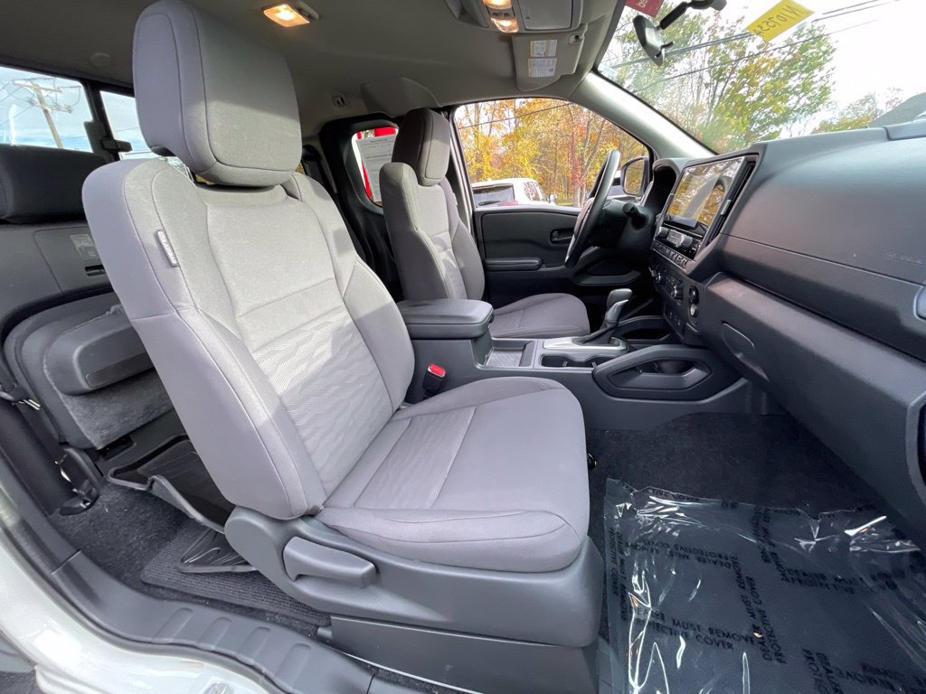 Certified 2026 Nissan Frontier S w/ S Utility Package AWD/4WD image 17